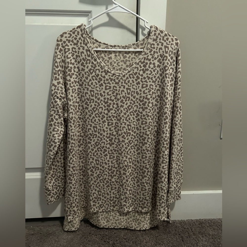 American Eagle Cheetah Print Oversized Tee, Size Medium